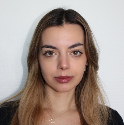 Maria Agni Ladeni